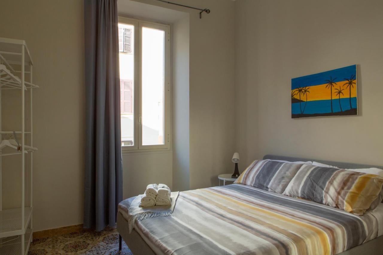 A Un Passo Dal Colosseo Apartamento *